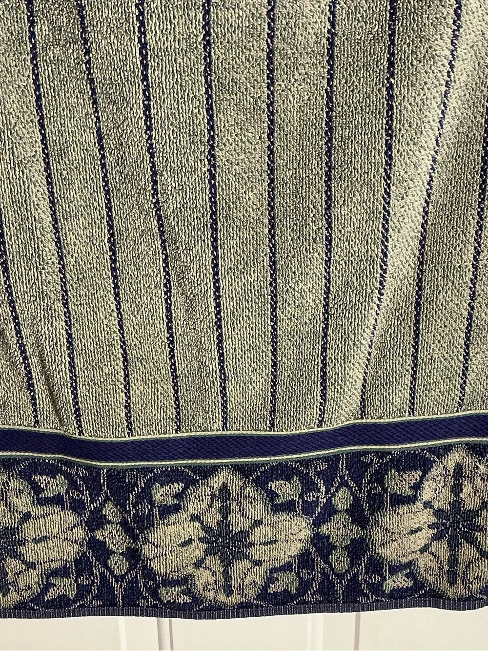 Vintage Royal Velvet Fieldcrest Bath Towel